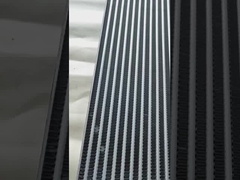 Excavator Intercooler ZAX200-3 Untuk Suku Cadang Excavator Sistem Pendingin Engine 4650354