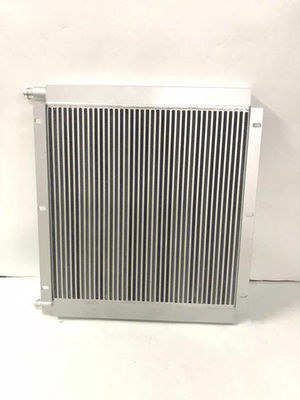 PC120-5 Tangki Air Radiator Pendingin Oli Hidraulik 203-03-56130 710 * 580Mm