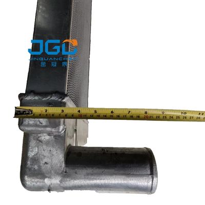 Suku Cadang Ekskavator Intercooler DH225-7 Mesin Diesel Dibebankan Air Cooler 13G23000