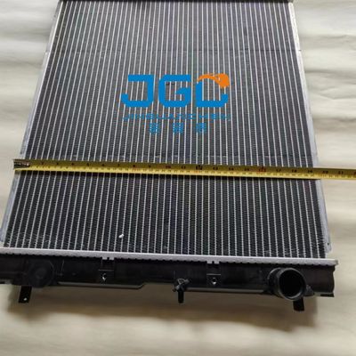 Suku Cadang Ekskavator Radiator Tank Radiator Core Assembly 4479181 EX70