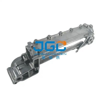 8DC9 Suku Cadang Mesin Ekskavator Cooler Side Cover Ukuran Standar