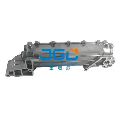 8DC9 Suku Cadang Mesin Ekskavator Cooler Side Cover Ukuran Standar