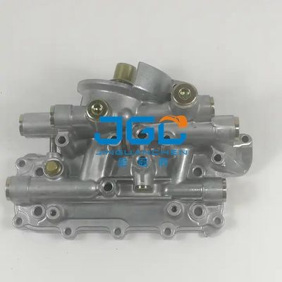 J05E J08E Cooler Side Cover Suku Cadang Mesin Konstruksi