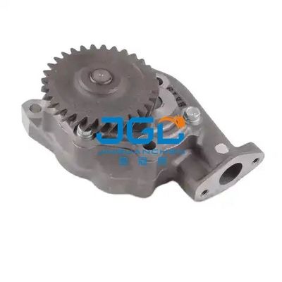 Suku Cadang Excavator Suku Cadang Pompa Mesin P11C 15110E0120 Sistem Pendingin