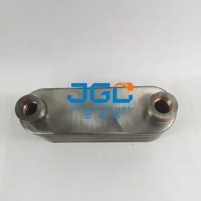 Suku Cadang Mesin Excavator EC240 EC290 Pendingin Oli VOE20450897 20715681 Core