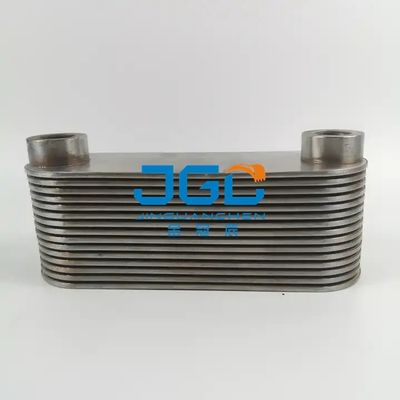 Suku Cadang Mesin Excavator EC240 EC290 Pendingin Oli VOE20450897 20715681 Core