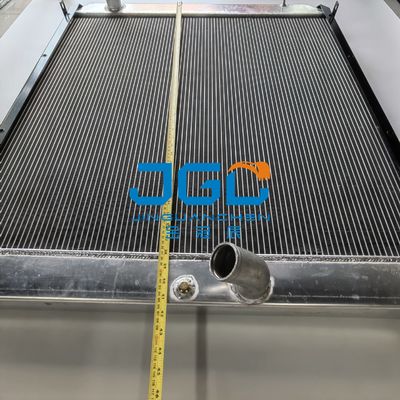 EC210 Tangki Air Radiator Suku Cadang Ekskavator Suku Cadang Mesin Teknik