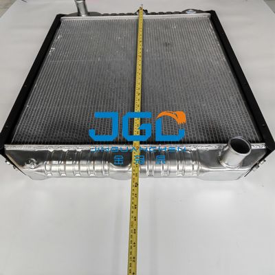 Aksesoris Ekskavator E320B Aksesoris Mesin Teknik Radiator Tangki Air