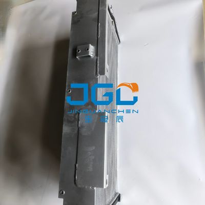 Tank Radiator R220-9 Suku Cadang Excavator 11Q6-41710 Suku Cadang Mesin
