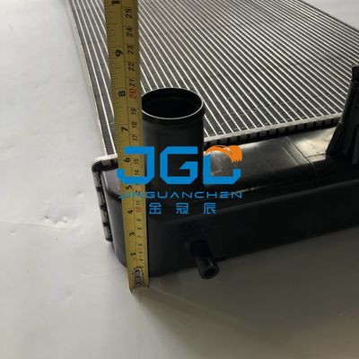Suku Cadang Mesin Konstruksi Radiator Tangki Air ZAX200-5B 4668378 Suku Cadang Ekskavator