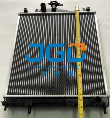 PC35R-8 Tank Radiator Excavator Aksesoris Komponen Sistem Pendingin