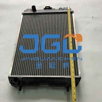 Bagian Mesin Konstruksi EX40 Tank Radiator Bagian Excavator 4373424