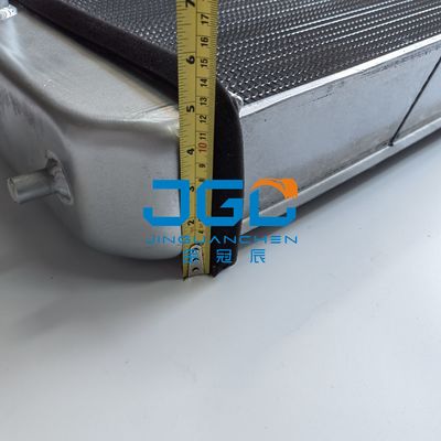 EX200-3 Mesin Excavator suku cadang Tangki Air Radiator