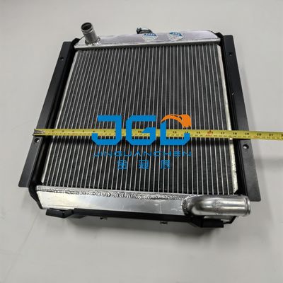 PC50UU PC40-7 Radiator Tangki Air 20T-03-71110 Aksesoris Ekskavator