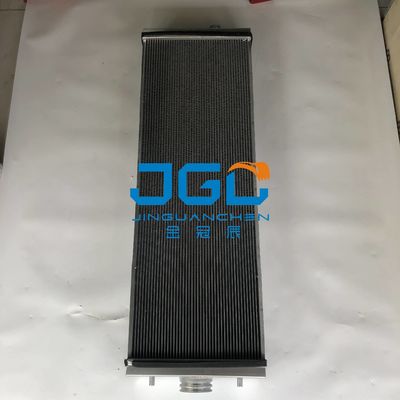 PCD155AX-6 Tangki Air Radiator Excavator Bagian Mesin Konstruksi