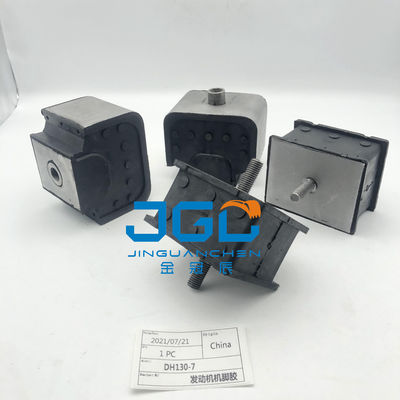 Bagian excavator Doosan Daewoo DH130-7 Mesin kaki karet perekat shockproof.