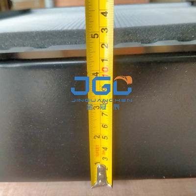 R225-7 R210 R210-7 R215 RC215-7 RD220-7 Radiator Tangki Air OE 11N6-43011 Untuk Mesin Excavator Hyundai