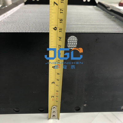Yuchai YC35 Tangki Air Radiator Untuk Excavator