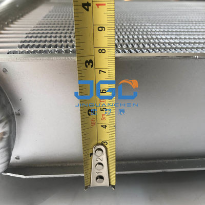 Bagian Mesin Konstruksi ZAX120-3 Hydraulic Oil Cooler Untuk Hitachi Hydraulic Excavator 4682428