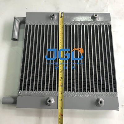 suku cadang Oil Cooler Untuk Hitachi EX30 Hydraulic Oil Cooler Excavator 4428333