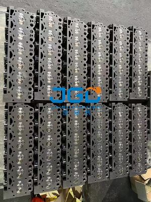 D6E Mesin Excavator Cylinder Head Assembly 04292633 suku cadang dari Trusted