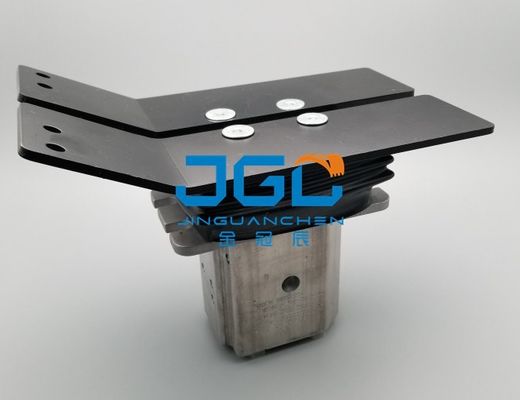 DX70 DX75 Bagian Excavator Foot Pedal Valve Model SY335 SY360 SY365 DH55 DH60 DH150-7ber dan Hydraulic Hammer Control Valve