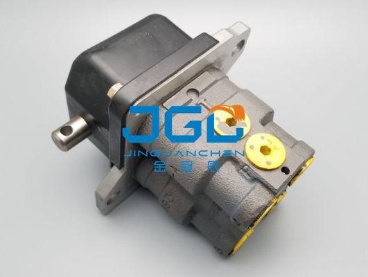 Original EX200-5 EX200-3 EX300-3 EX300-5 EX400-3 EX400-5 Pedal Valve 1024384 Untuk Hitachi Excavator Hidraulik Spare