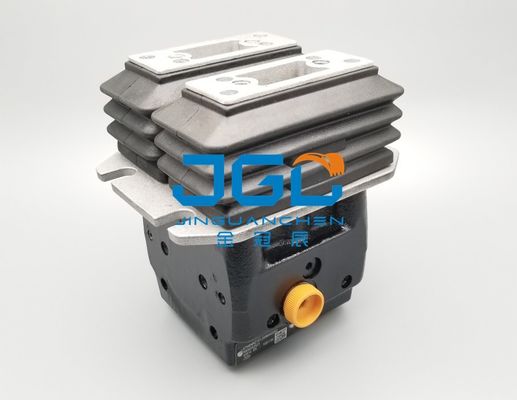 Bagian Cadangan Kabin Excavator SK200 SK210 SK230-6E Klep Kaki Pedal Klep Pilot YN30V00106F2 YN30V00105F2