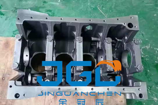 Bagian Blok Silinder Mesin Pengolahan Excavator 4bt S4d102 6731-21-1130 3903920 4991816 4991507 SAA4D102E WA120 W150
