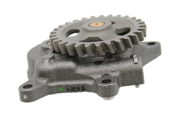 Excavator 8-94390414-1 8943904141 Bagian Mesin 6HK1-T Pompa Minyak