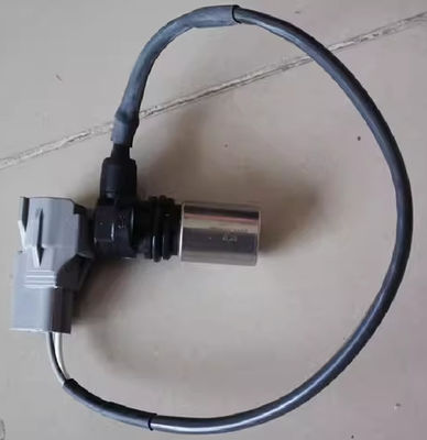 Sensor Kecepatan Crankshaft ZX200/240-3/330/360/450/470 Bagian Excavator 45745734