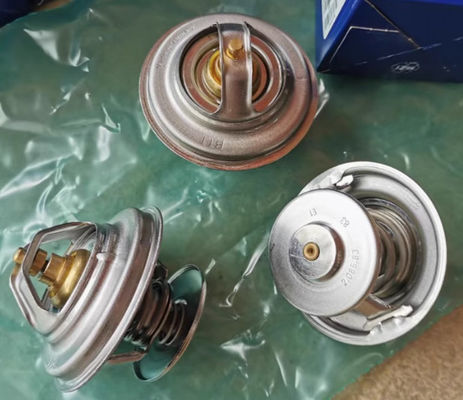 Thermostat EC220D/250D/240B/360B/460B/380D Untuk excavator 6735665