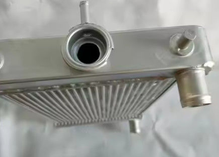 Kualitas tinggi PC18 Radiator Untuk Excavator Bahan Aluminium Pabrik