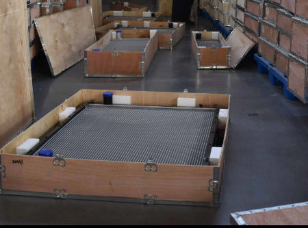 Pabrik Jual Radiator Excavator R305-9 Kualitas Tinggi Untuk Excavator