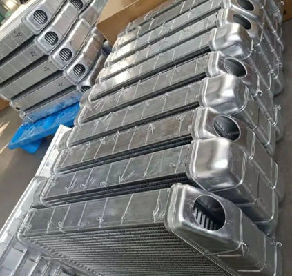 R130-5/7 Radiator Excavator Dengan Bahan Aluminium