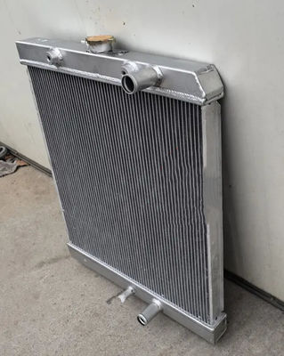 R80-7 Radiator Baru Kualitas Tinggi Excavator Radiator Aluminium Material