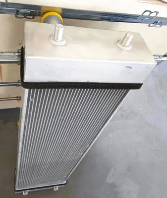 Tangki air excavator SK260-8 Radiator LQ05P00041S010 LQ05P00032F1 Untuk excavator
