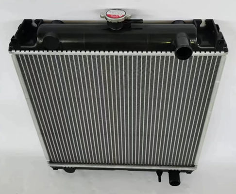 YM129601-44500 VIO 3tnv88 Dan 4tnv88 Radiator Excavator Kualitas Tinggi