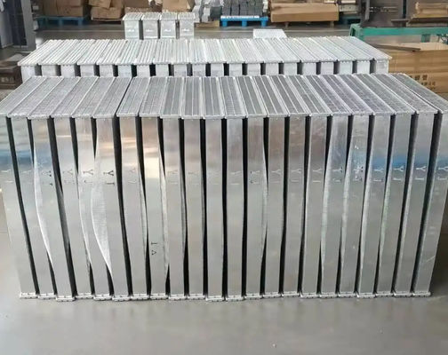 Radiator Excavator ZAX350 Bahan Aluminium Kualitas tinggi Pengiriman cepat