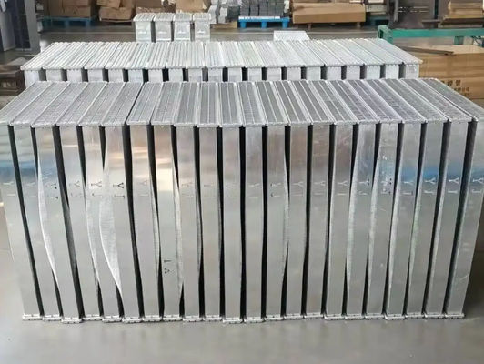 Radiator Untuk Excavator ZAX200-6 Bahan Aluminium Untuk Aplikasi Teknik