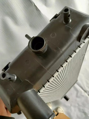 ZAX240-3 ZAX250-3 ZAX260-3 ZAX270-3 ZAX280-3 ZAX360W-3 Radiator Excavator 4650355
