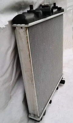 Tangki air berkualitas baik KX165 Radiator Untuk pabrik excavator langsung