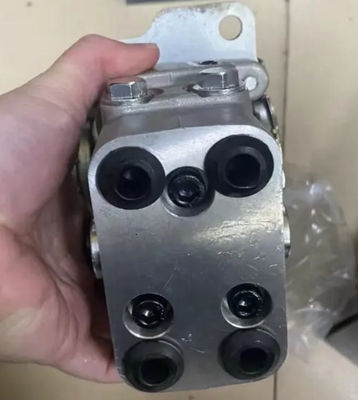 Katup Pedal Excavator 702-16-04250 Lever Kontrol Perjalanan 702-16-01861 702-16-01542 Untuk PC78 PC200-7 PC200-8