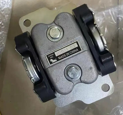 Katup Pedal Excavator 702-16-04250 Lever Kontrol Perjalanan 702-16-01861 702-16-01542 Untuk PC78 PC200-7 PC200-8