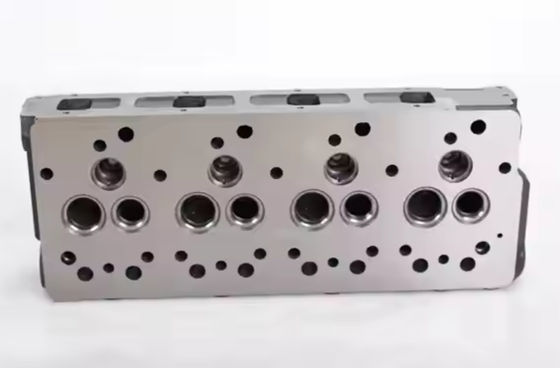 Mesin Kualitas Tinggi Bagian 4D94 Silinder Head Assembly Yanmar Silinder Head Assembly