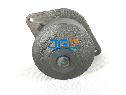 6735-61-1500 Suku Cadang Mesin Excavator Pompa Air PC200-6 6D102