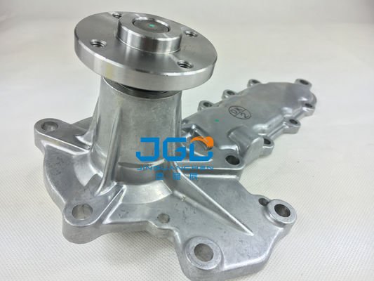 Suku Cadang Mesin Diesel Excavator V2203 Pompa Air 1G730-73032 1A051-73032